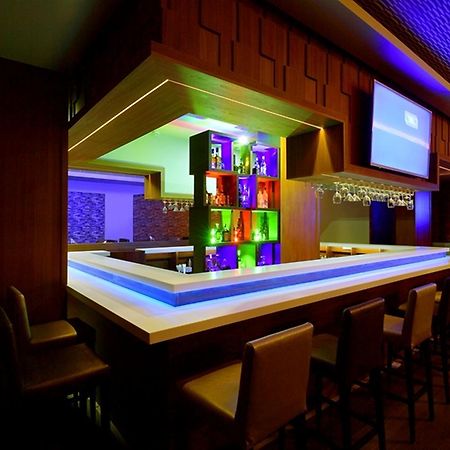 เดอะ เซ็นทรัล เรซิเดนซี Hotel Thiruvananthapuram ภายนอก รูปภาพ