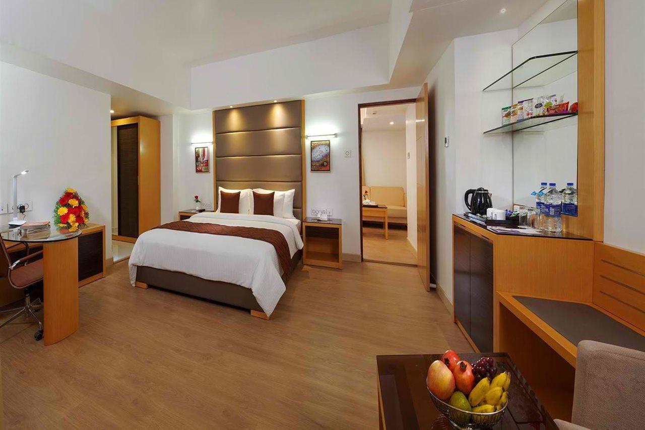 เดอะ เซ็นทรัล เรซิเดนซี Hotel Thiruvananthapuram ภายนอก รูปภาพ