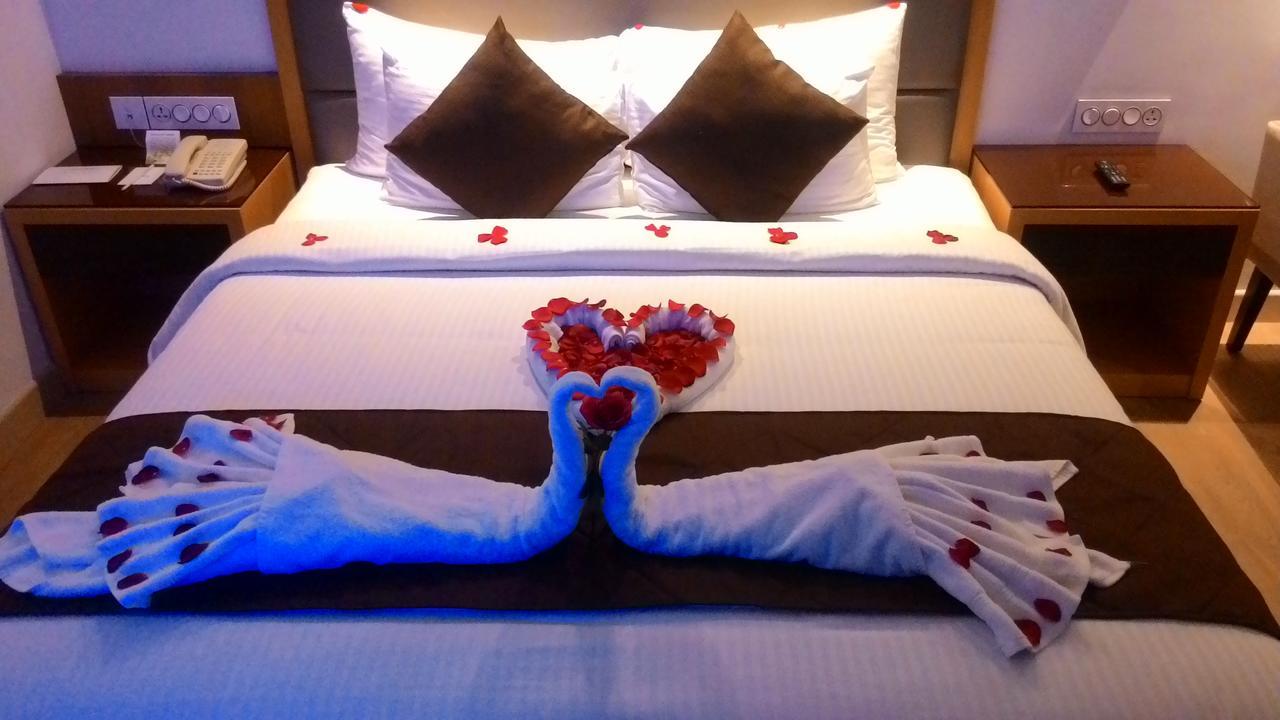 เดอะ เซ็นทรัล เรซิเดนซี Hotel Thiruvananthapuram ภายนอก รูปภาพ