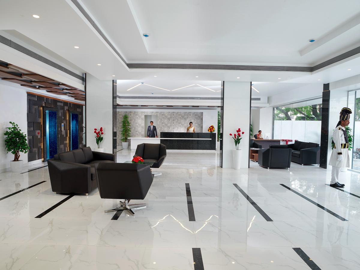 เดอะ เซ็นทรัล เรซิเดนซี Hotel Thiruvananthapuram ภายนอก รูปภาพ